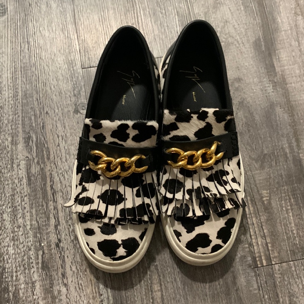 Giuseppe Zanotti Homme Calf Hair Cow Print Gold Chain Fringe Slip-On Loa…